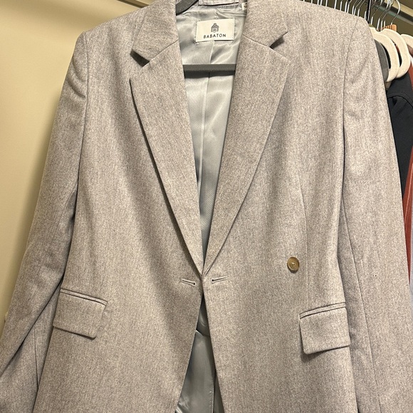 Babaton Light Gray Blazer - Picture 10 of 10
